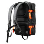 Mochila Cougar Vanguard 17"  Usb - Water-resistant